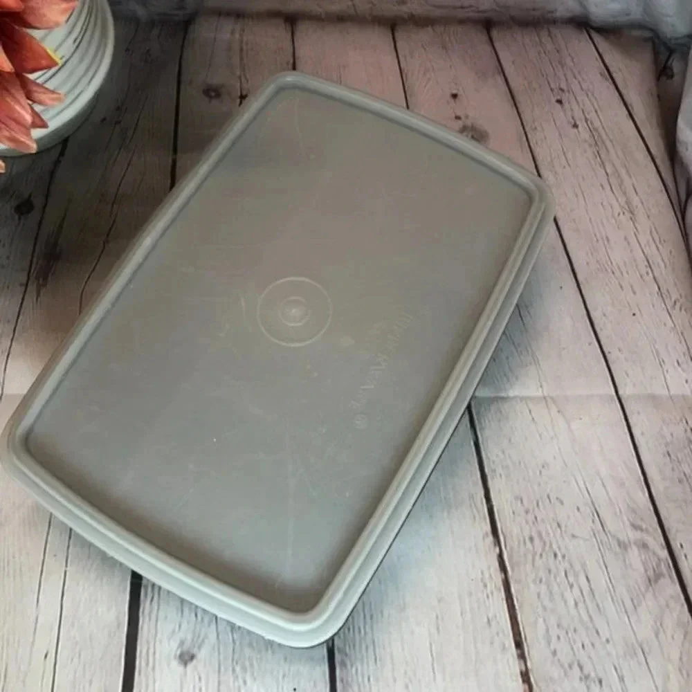 Vintage Tupperware STOW N GO SET tuppercraft dark brown